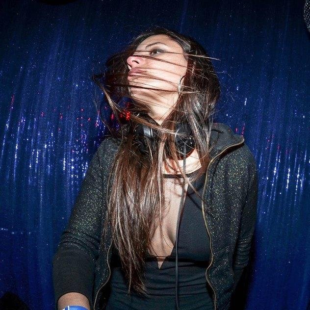 Female Dj musician based in Chile
http://t.co/KuEadMkMdW
