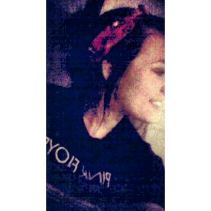 CarlottaCheree's profile picture. radiate good vibes