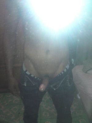 Soy un chico atrevido que le gusta el sexo en busca de nuevas experiencias tríos MHM HMH y mujeres solas. Ecatepec Edo Mex.