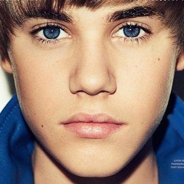 62727oijx's profile picture. GO FOLLOW @BiebsForeignAss OR I UNFOLLOW X