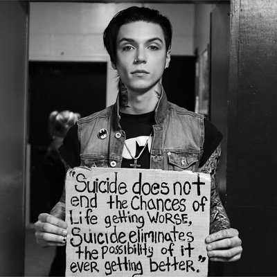 Bands ruined my life.... ohh well oops! hi. yes I ship larry you got a problem? Michael and Larry Girl ☁️ PTV, FOB,BMTH,MCR,1D,5sos=MY LIFE! bye!