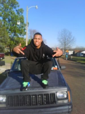 ME,MYSELF,& I GOT TRUST ISSUES SO DNT GOT TIME FA DA BULLSHIT