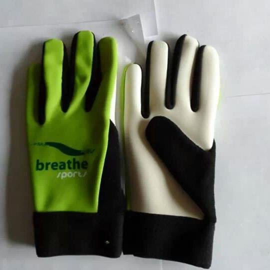 founded 2006,owned by Barry McCoy, Breathe Sports are a must for any true GAEL.