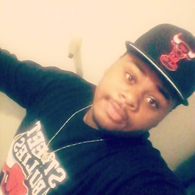 follow me on ig @young_stunna_kail I got 1 bro 2 sisters you don't like my that's fine ion give no fuck I like my damn self