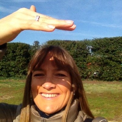 floteje's profile picture. 