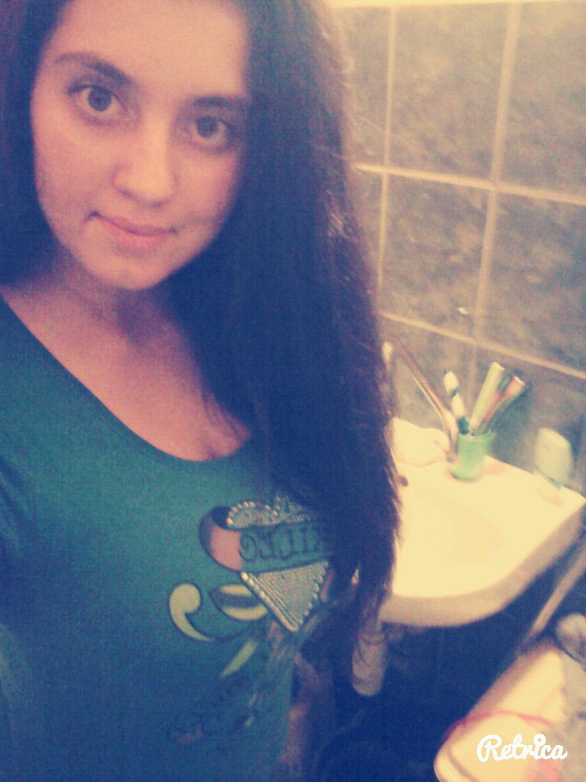 Hi my name is jennifer. I am a big Directioner! * - * xxx