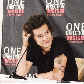 ♥11072014 WWAT ♥ You make me strong baby.   DIRECTIONER 0/5                                  ♥Rihanna♥