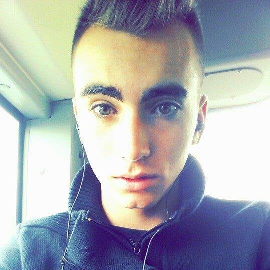 HDPitou's profile picture. Aymeric , 15 ans . Skype : FhoodToPlay