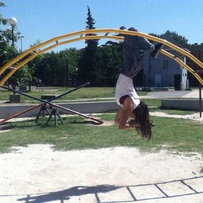 ando en skate.me gusta el futboll. juego a la play.. :3 belieber,portadora♥ Ah Este Es Mi II Twitter Porque En El Otro No Me Deja Hacer Nada :3
