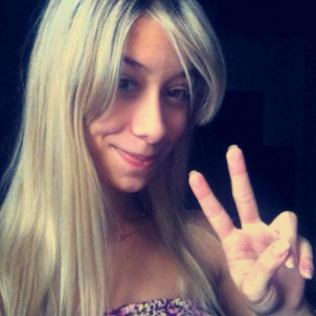 Eu sou do tamanho daquilo que sinto, que vejo e que faço, não do tamanho que os outros me enxergam. http://t.co/Sh8KJkRM