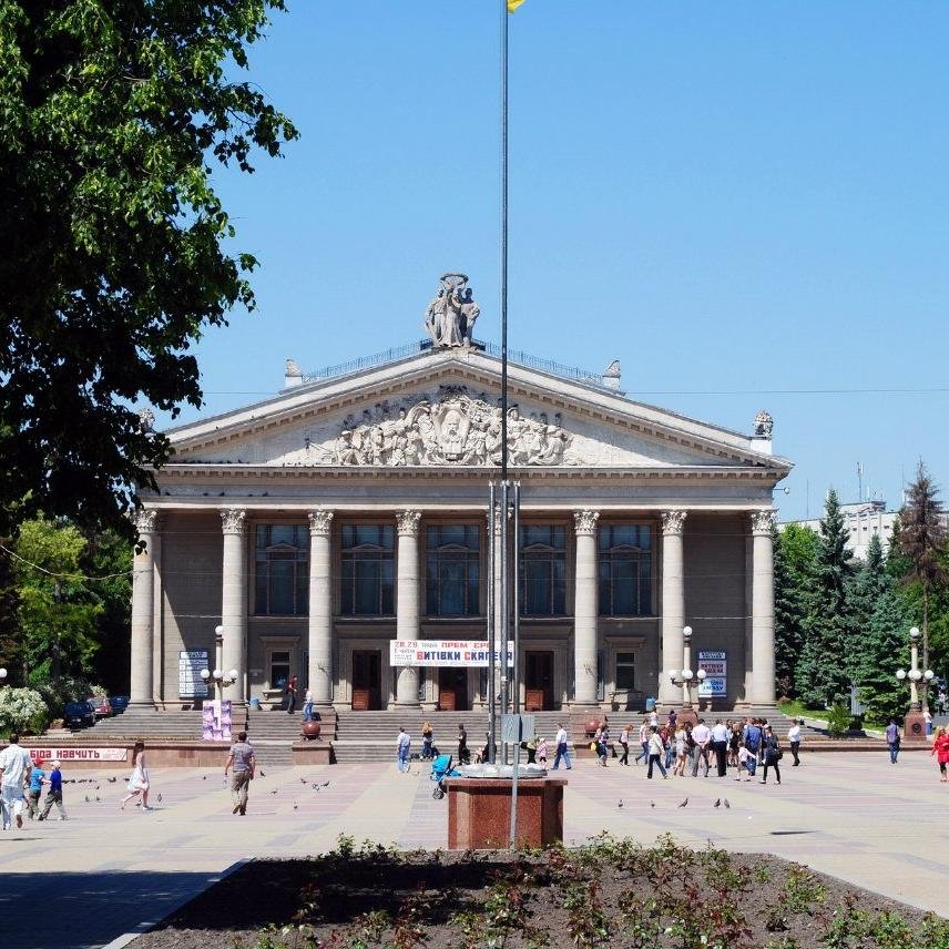 Виконуємо регулярні пасажирські перевезення Тернопіль-Київ, Івано-Франківськ-Київ. Для замовлення квитків: 067-363-68-33; 096-959-85-35; 095-346-82-00;
