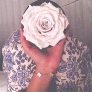 اللهم انك عفوٌ كريم تحب العفو فاعفُ عنا.