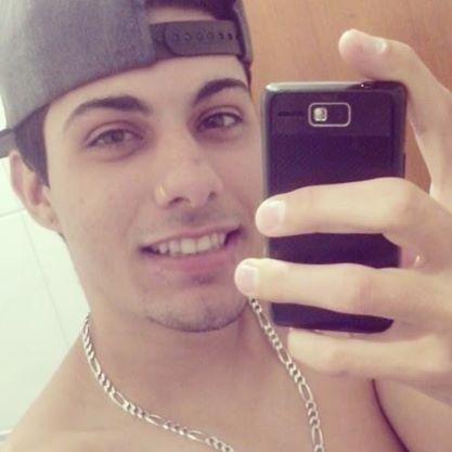 FÉ em Deus !!
DEUS ME LIVRAI DE TODO MAL , AMEN ֆ .