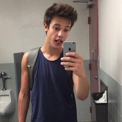 follow @kidrauhl_dallas and turn on her notifications on for a dm to Shawn, Cam, Matt, Carter, Jacob, Jack & Jack. + JB + Grant + Dylan etc.