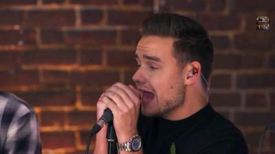 Someday Liam will follow me ❤ {Live your dreams and never wake up} /Save my life/twitter.com/5boyshappiness…