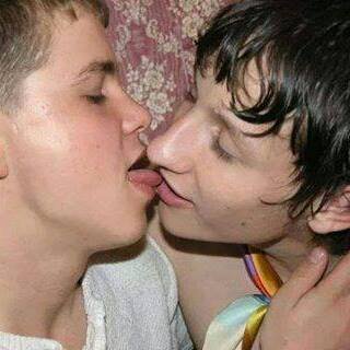 ابق صدقه جاد مليت من كدب ابق صدق وفإ لي يبق صدقه وجاد يجي خاص