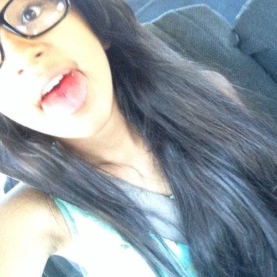 ashleygalarza12's profile picture. 