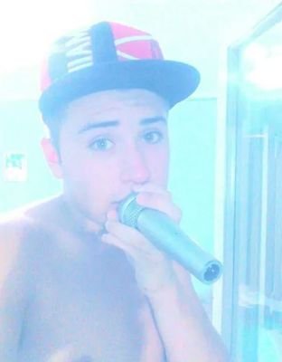 CANTANTE DE A TODO RITMO #OFICCIAL . MUSICA . REDES SOCIALES .