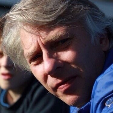 ThvandeBee's profile picture. 