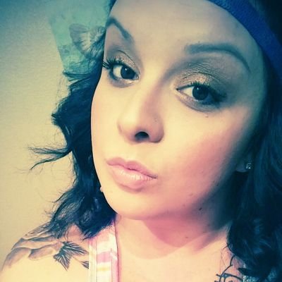 California girl living in a country world!
make up Is my addiction and passion
hearts taken
tattooed sweetheart 
work hard,play harder