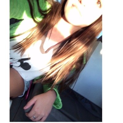 losxrkarina's profile picture. the moon&bɑck