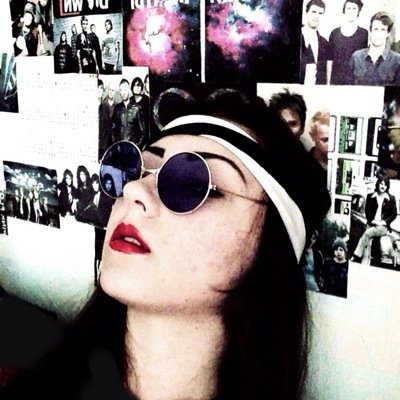 v_boychen's profile picture. #musician #playing piano #singing #prefer rock #like happyness