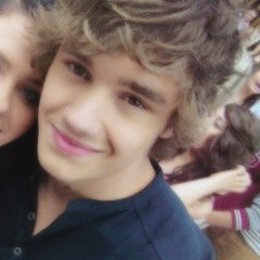 babyliamlips's profile picture. dont follow this account follow @kidinloveniaII bc she loves you a lot and so does liam x