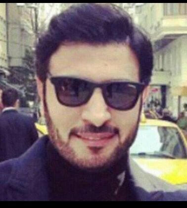 🍂قد تُسعدنا أشياءَ ﻻ قيمةَ لها
وقد يكون هُناكَ شيءٌ ثمين لا يعني لنا شيء
غالباً ما تكونُ البساطةُ طريقَ السّعادة🍃
