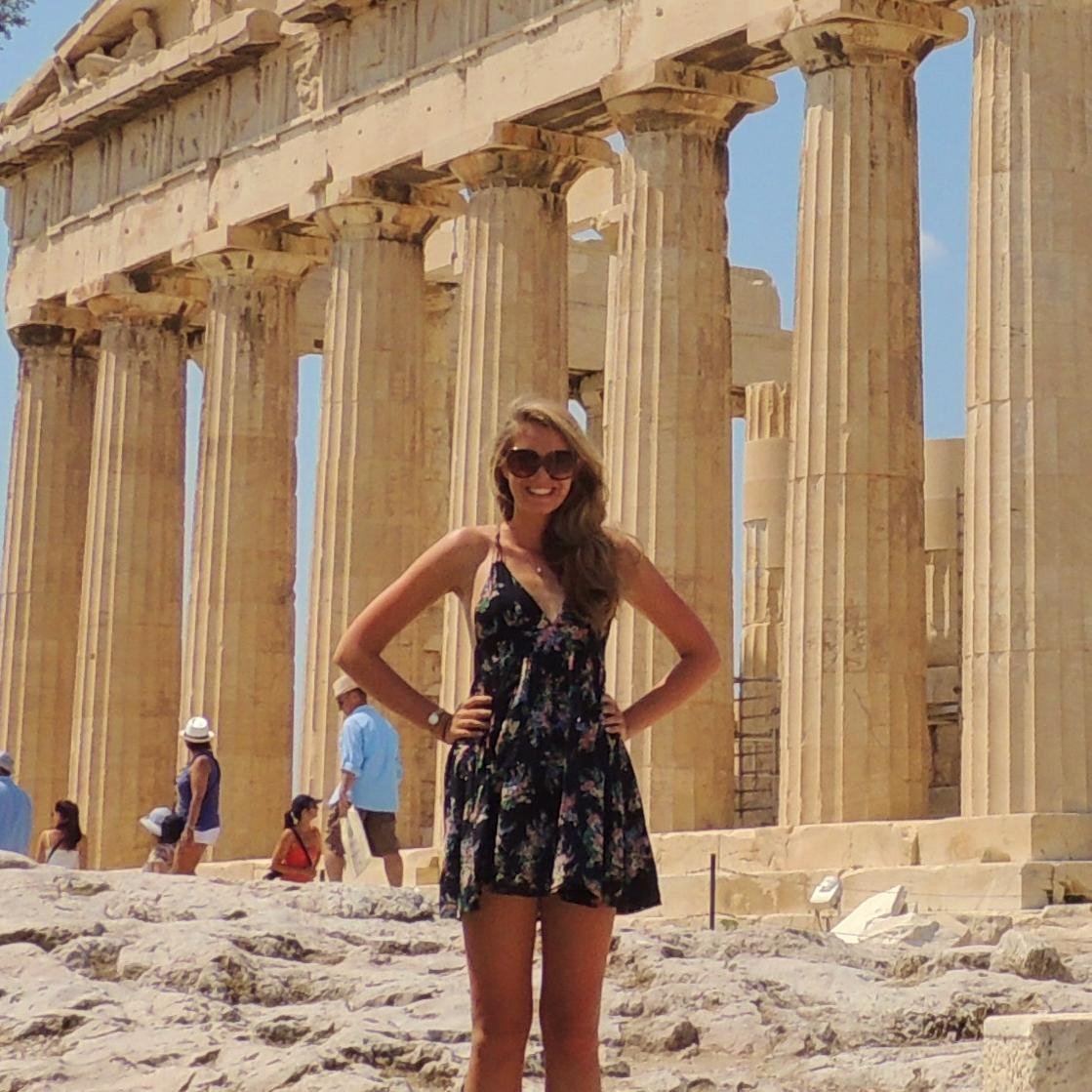 Head of Stories @Loafhome, University of Exeter Graduate, avid explorer and Kindle lover!