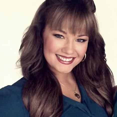 Who is Dallas? the talented, beautiful and friendly girl but is only known to be sister Demi, I'm here for her because I believe in its potential