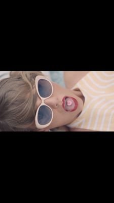 New Year, same obsession.   Tay