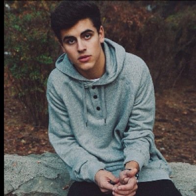 follow @babbe_cameron pls ?