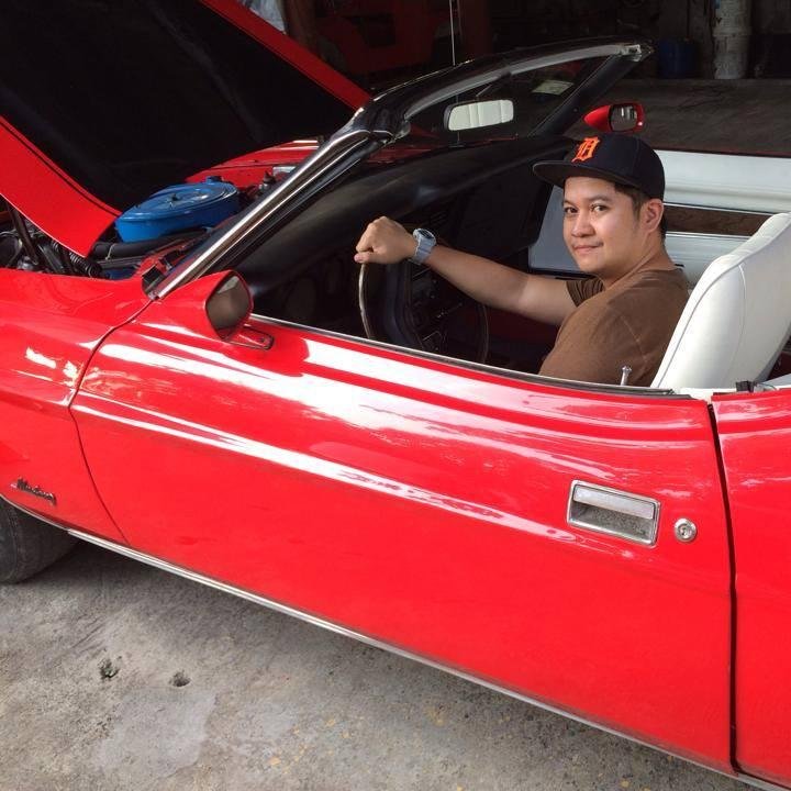 shalsampana's profile picture. time to learn how to fly..