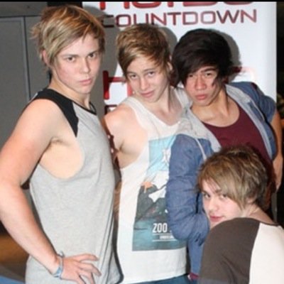 I finally caved and made a 5sos twitter, this is the point of no return. Account made november 11th 2014 nope/4