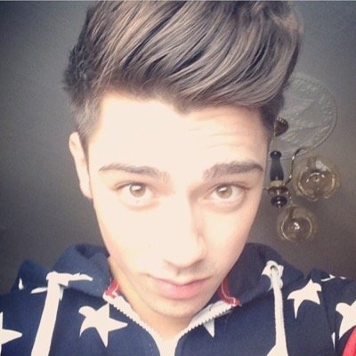 1/5 of @OverloadGen. Contact my manager @Blair at Alpha Dog Management for enquiries.