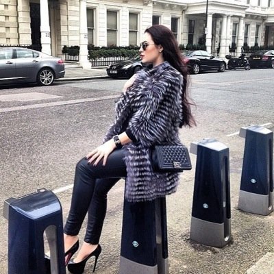 Fashion Designer, model, activist & feminist Living in Dubai / London love My Followers ❤️ Bad comment = blok ⛔️