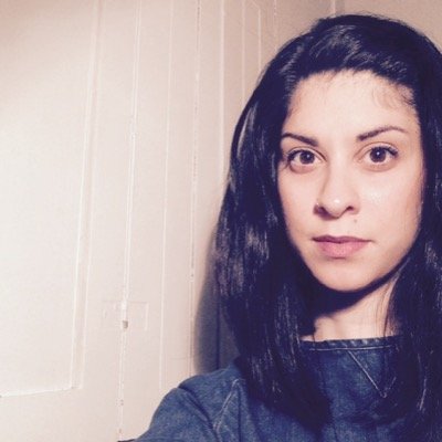 Art historian and occasional practitioner love new media, film and noodles
