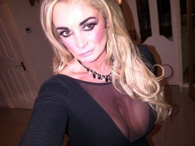 2c41583b8384404's profile picture. 