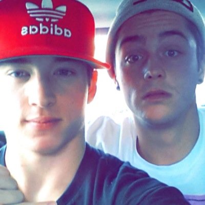 supporting Peyton Sanders & Austin Mahone never give up, never let go, never give in ❤