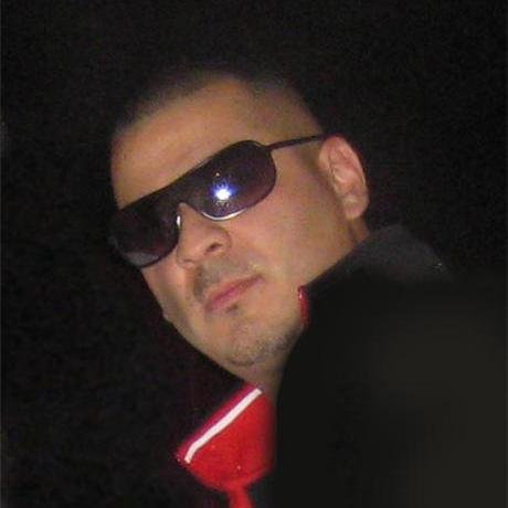 Owner Operator @ Fuze Entertainment. Club & Mobile DJ with over 30 years of experience in the industry, For Booking's Call 773.297.9735