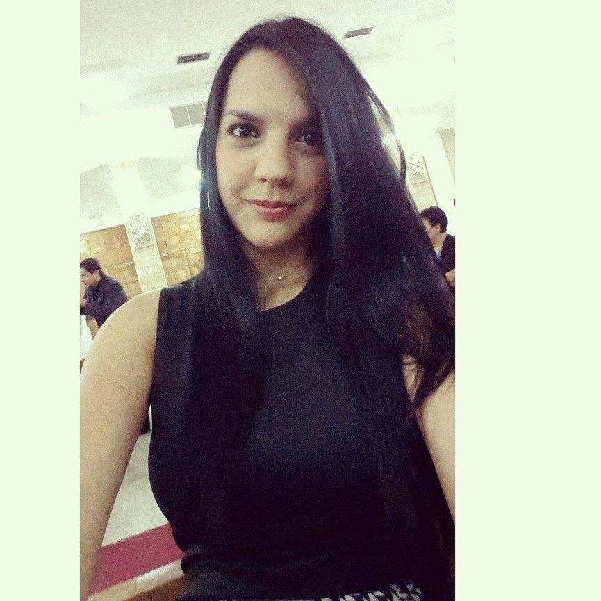 21. Futura Arquitecta *-* Comprometida Con Dios Que Es Mi Mejor Guía .!