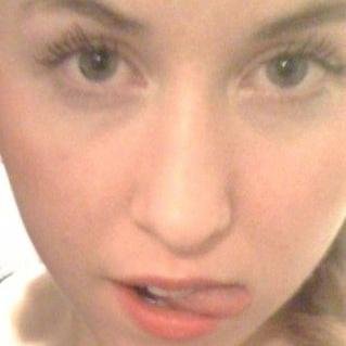 lindsaysarah4's profile picture. Singer Songwriter.  Video Producer.  Bar Star.