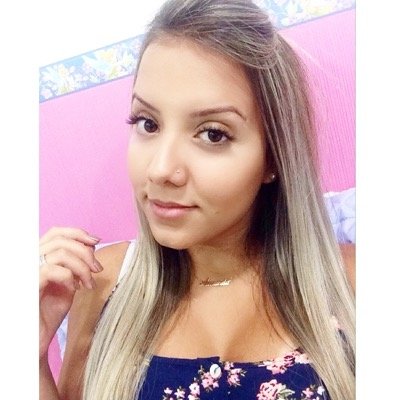 Amanda_piituca's profile picture. 19, mimada, AMOR, estudante de odontologia, pisciana e nem sempre bem humorada.  Insta: @s_amandaa