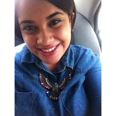 elainegarciac_'s profile picture. [ God & Fam-ily )