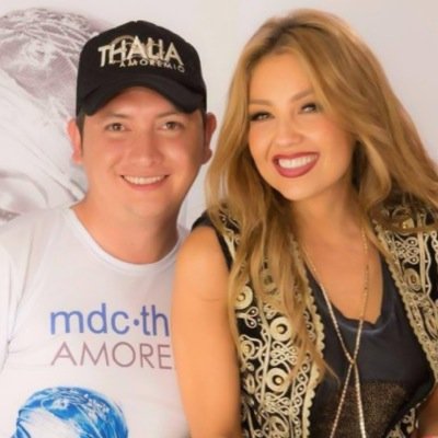 Disfrutando de la vida xDiiiiii instagram reysober Amando a @thalia ⭐