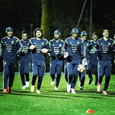 FutbolAllDay's profile picture. Work till its hurts Then keep on working Goal: 1K. Follow me, I tweet all about soccer and sometimes for fun