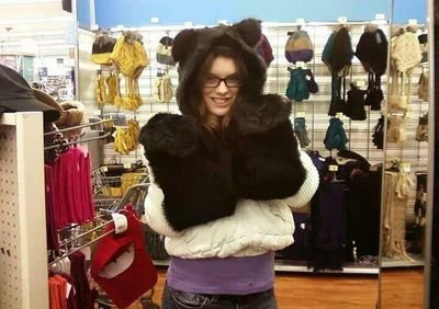 IAm_AMistake's profile picture. Hi, um I'm Tabitha... Tabi for short.. dont know what else to say but uhm im polite..im betrayed and broken inside but i hide it well..RP dad: @1dlovver123