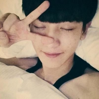 ちゅーいち、01line、K-popめっちゃ好き!!exo/superjunior/Teentop/BTS など。他にもいろいろ好きです!!結構雑食ですwツイートゎあんまりしないかもです