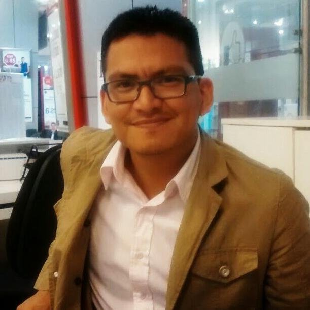 Perú 🇵🇪. Gusto de viajar. Detesto a los que tocan claxon. Marketero. Me gusta la música, cantar. Ahora pienso dos veces. Nunca a la izquierda.