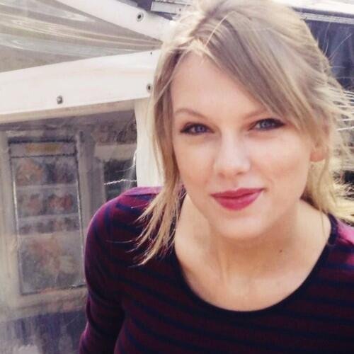 i love my girl a lot Taylor Swift lifeeee